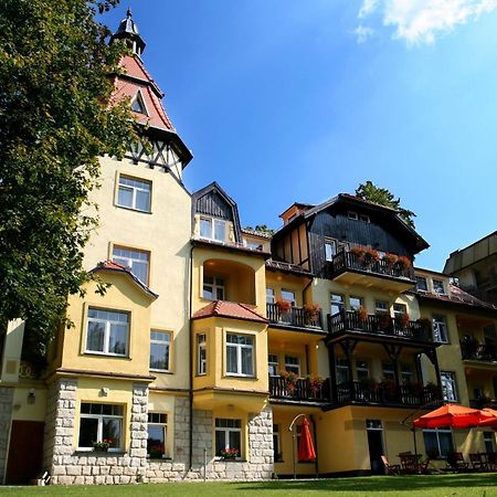 Villa Carmen Bad Kudowa Exterior foto