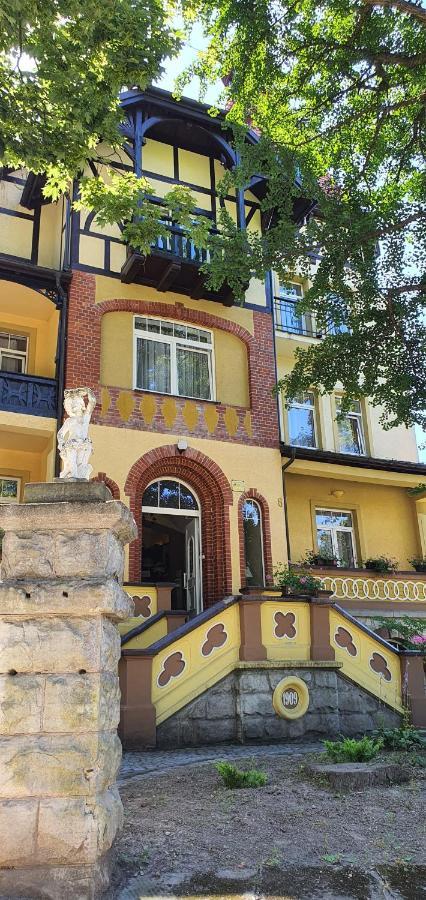 Villa Carmen Bad Kudowa Exterior foto