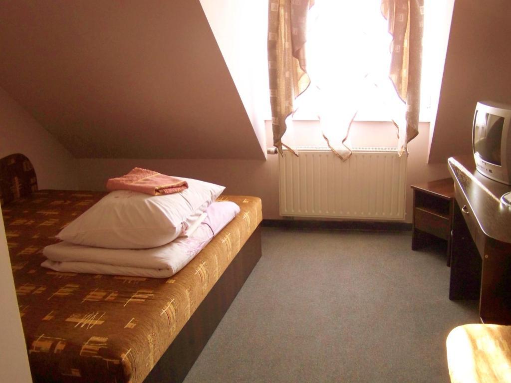 Villa Carmen Bad Kudowa Zimmer foto