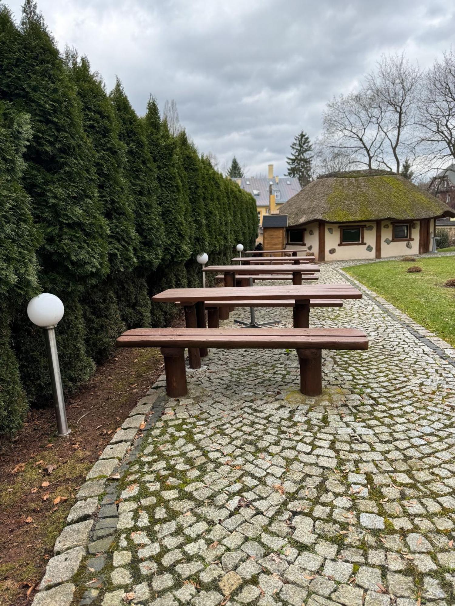 Villa Carmen Bad Kudowa Exterior foto